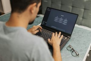 Comment améliorer sa visibilité ChatGPT en 6 étapes concrètes